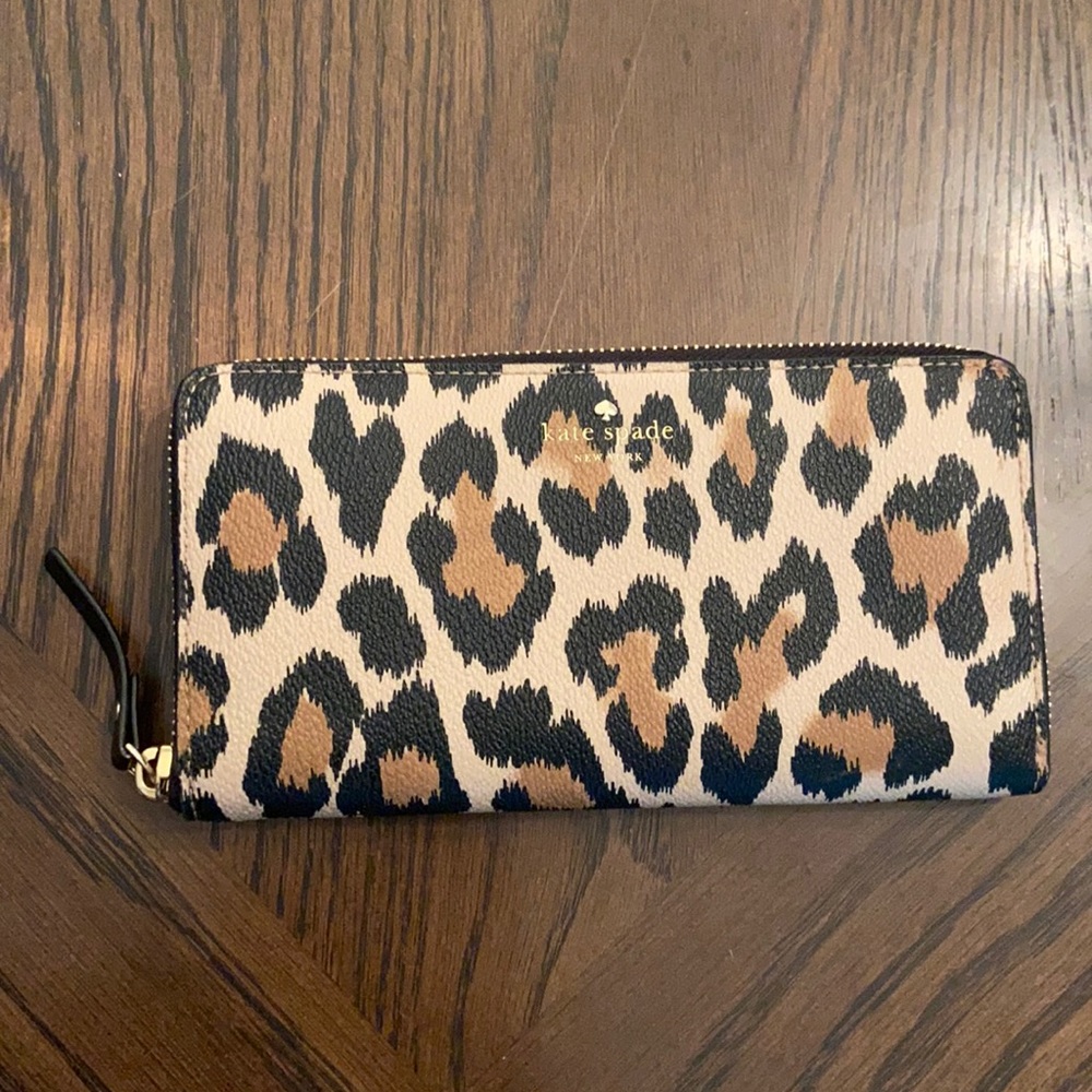 Kate Spade Zip Wallet